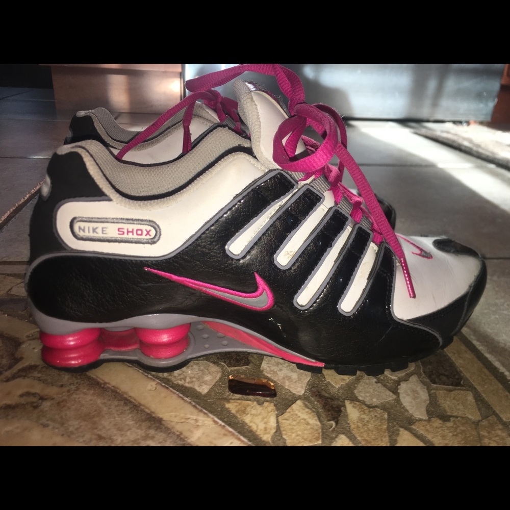Nike shox